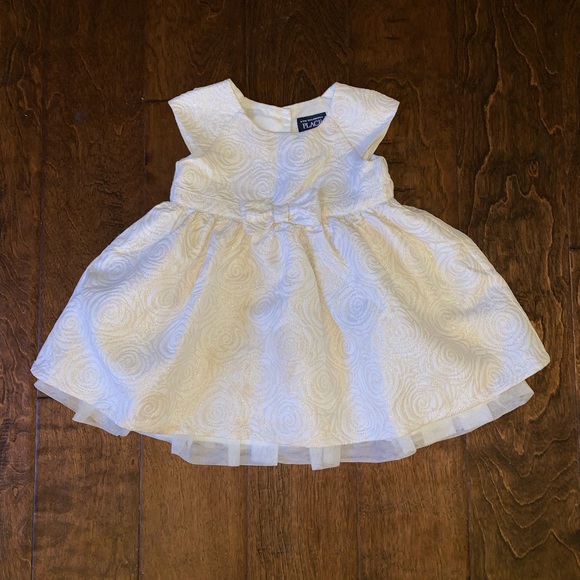 Children’s Place Dress - Picture 2 of 3